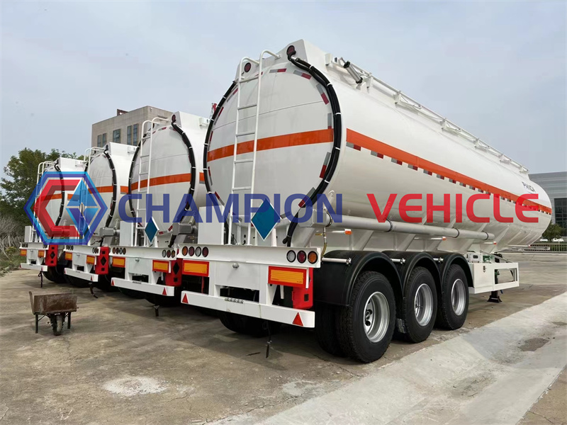 3轴油罐半挂 (3)