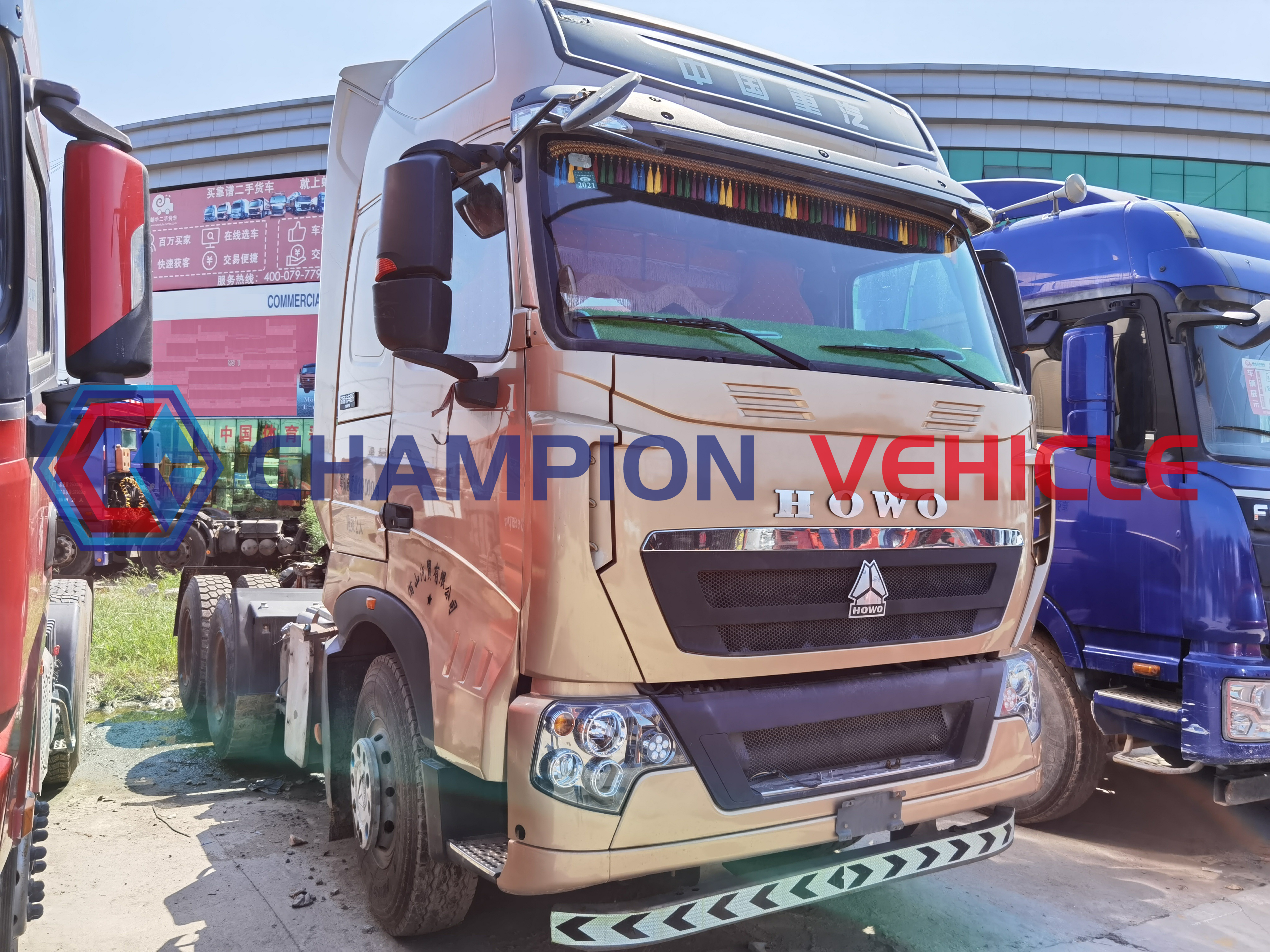 Used HOWO T7 6x4 Tractor Truck