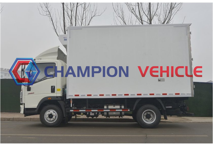 HOWO 4*2 Refrigerated Truck