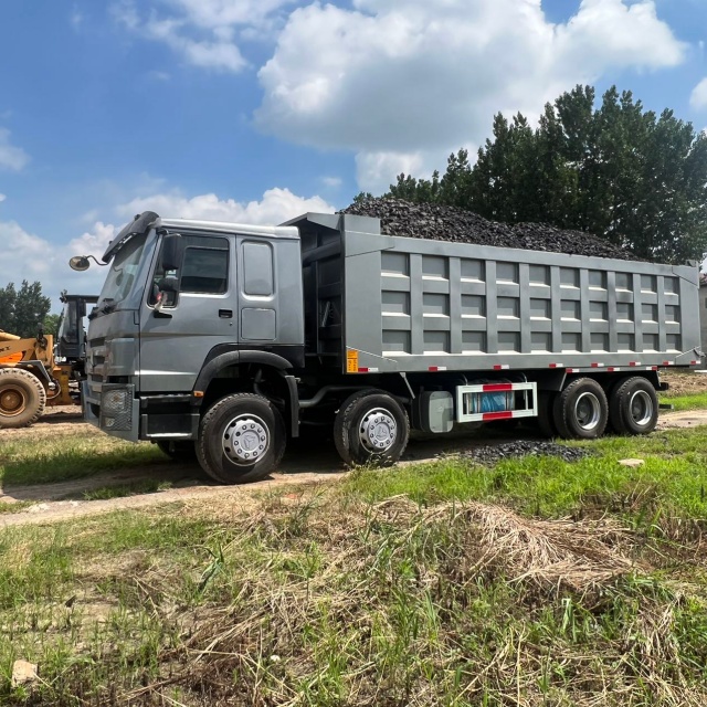 HOWO 8x4 Dump Truck